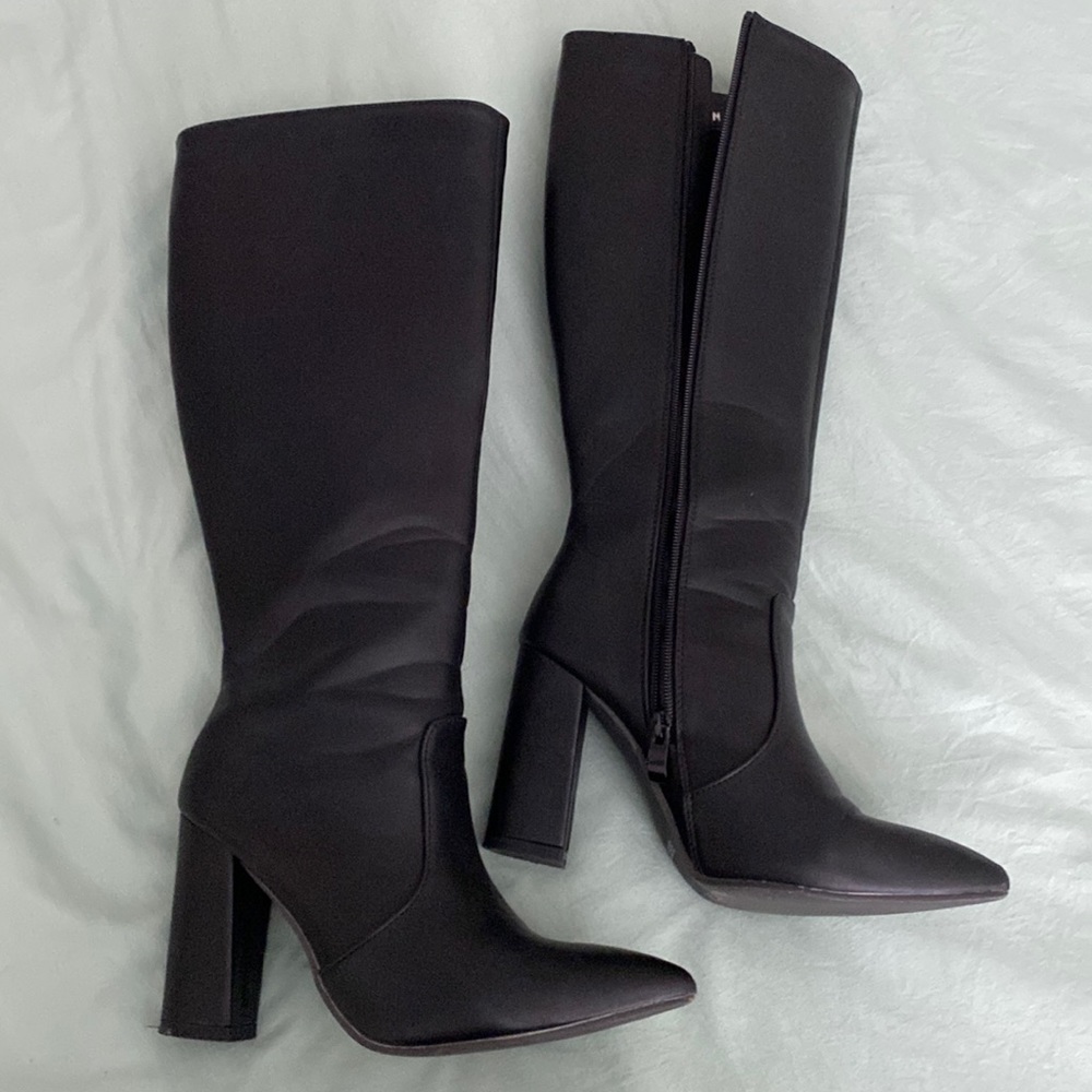 Black Boots